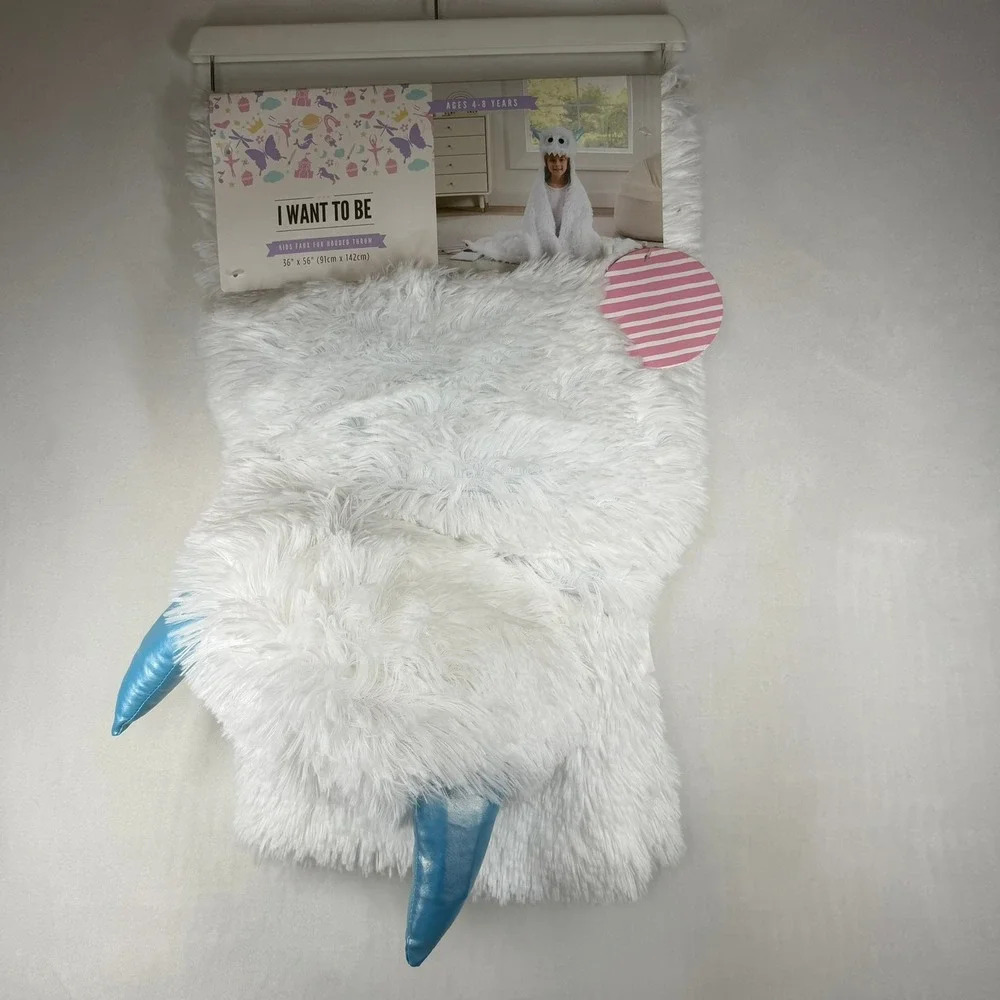 I Want To Be Kids White Yeti Faux Fur Hooded Throw Blanket Snow Monster 36x56in